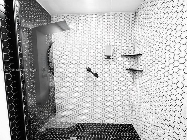 14951 Royal Oaks Ln 1708, North Miami, FL 33181