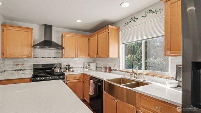 3519 48th Street Court, Gig Harbor, WA 98335