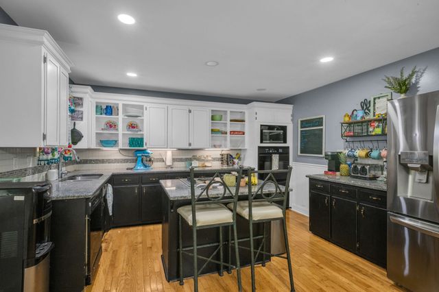 1337 Lee Brown Road, Bon Aqua, TN 37025