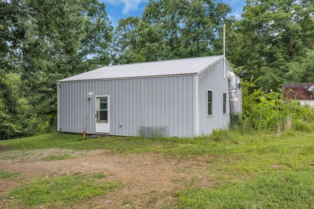 1337 Lee Brown Road, Bon Aqua, TN 37025