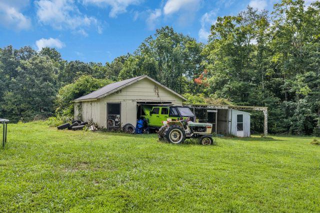 1337 Lee Brown Road, Bon Aqua, TN 37025