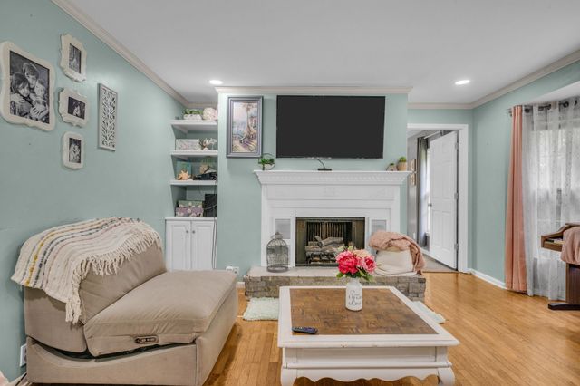 1337 Lee Brown Road, Bon Aqua, TN 37025