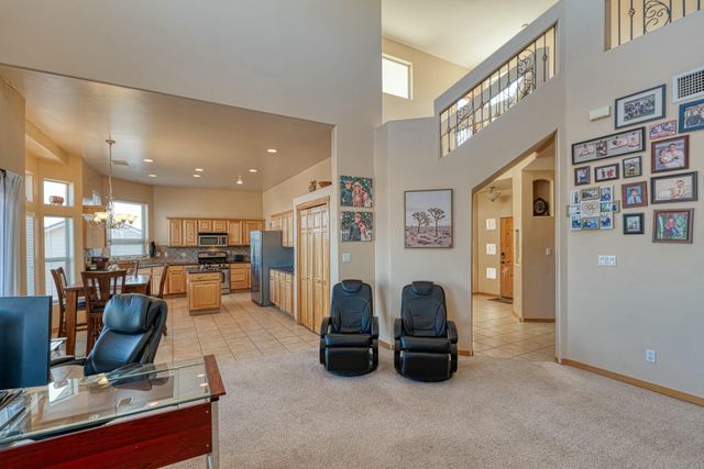 6809 CHAPINGO Road NE, Rio Rancho, NM 87144