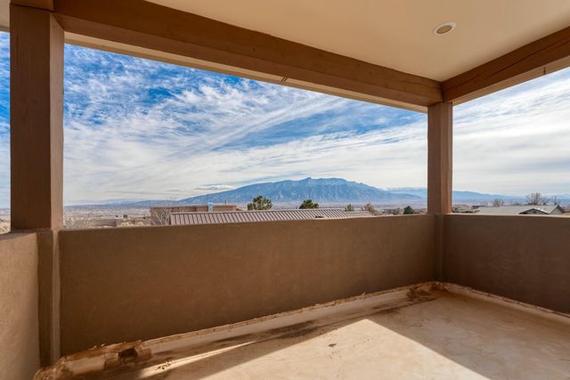 6809 CHAPINGO Road NE, Rio Rancho, NM 87144