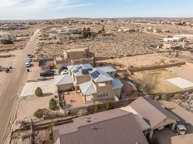 6809 CHAPINGO Road NE, Rio Rancho, NM 87144