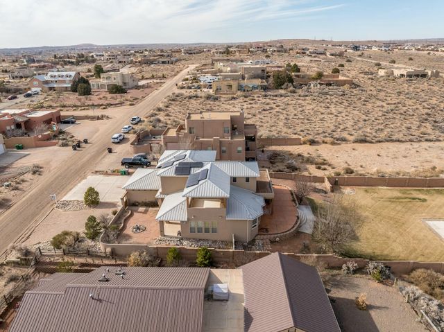 6809 CHAPINGO Road NE, Rio Rancho, NM 87144