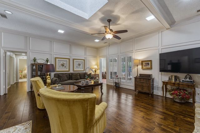 6306 Oakleaf Road, Dallas, TX 75248