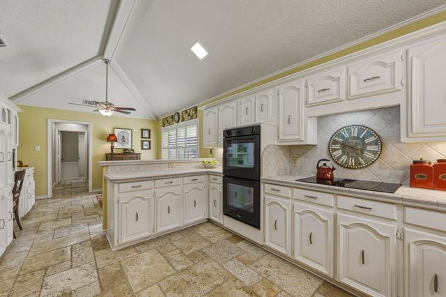 6306 Oakleaf Road, Dallas, TX 75248