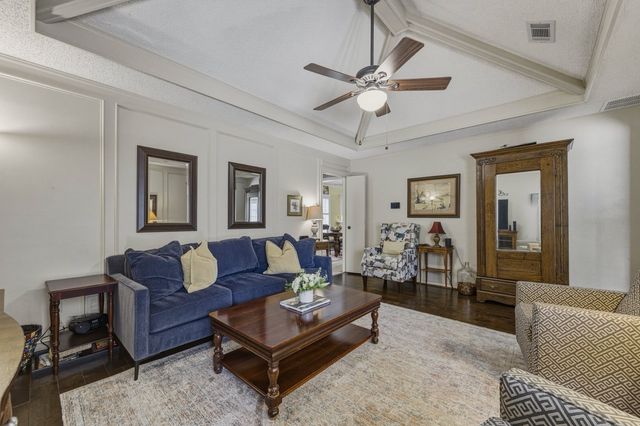 6306 Oakleaf Road, Dallas, TX 75248