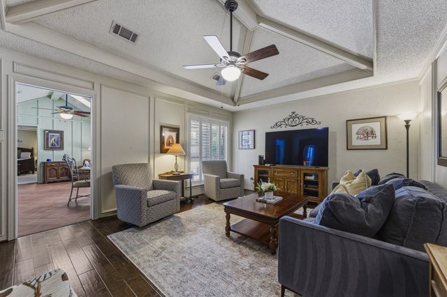 6306 Oakleaf Road, Dallas, TX 75248
