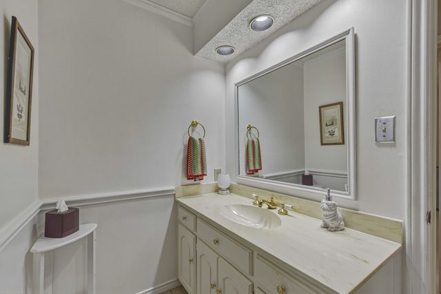 6306 Oakleaf Road, Dallas, TX 75248