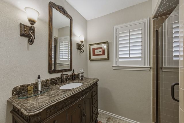 6306 Oakleaf Road, Dallas, TX 75248