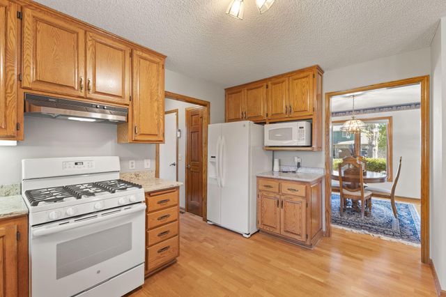 8917 Cambridge Avenue, Brooklyn Park, MN 55443