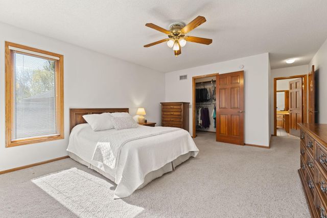 8917 Cambridge Avenue, Brooklyn Park, MN 55443