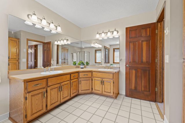 8917 Cambridge Avenue, Brooklyn Park, MN 55443