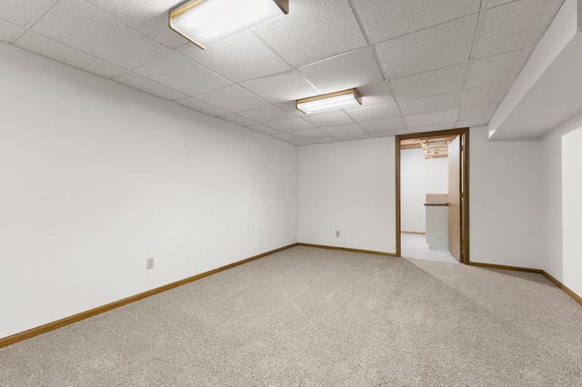8917 Cambridge Avenue, Brooklyn Park, MN 55443
