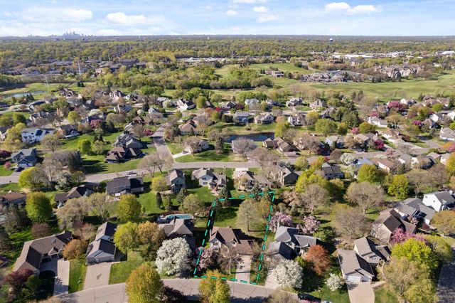 8917 Cambridge Avenue, Brooklyn Park, MN 55443