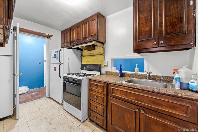 1010 Sherman Avenue 1B, Bronx, NY 10456