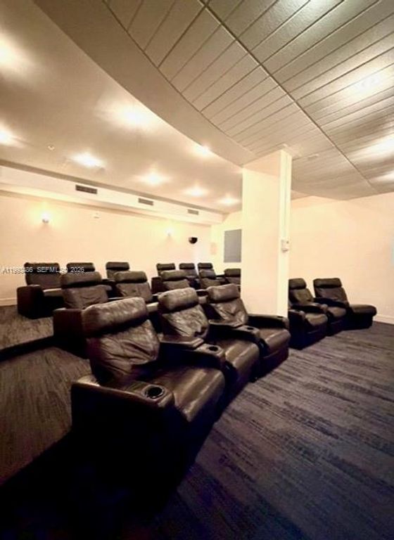 Image 23 of property listing at 3901 S Ocean Dr 7M, Hollywood, FL 33019