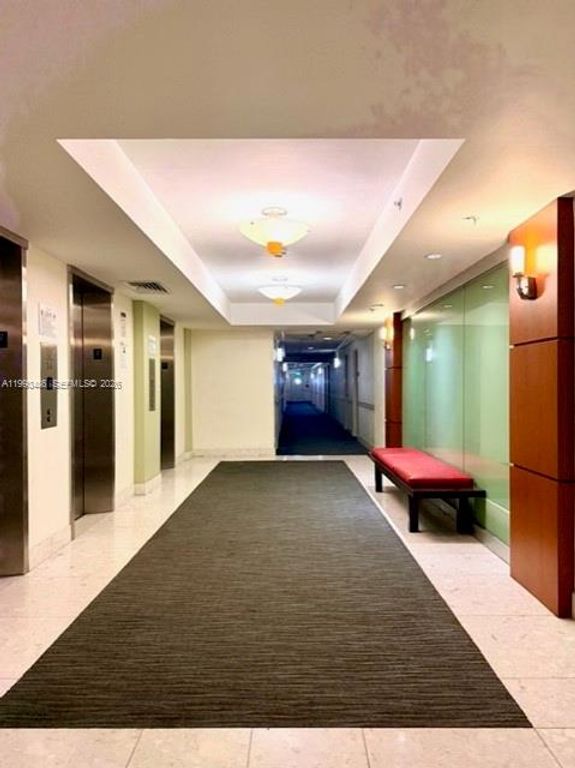 Image 24 of property listing at 3901 S Ocean Dr 7M, Hollywood, FL 33019