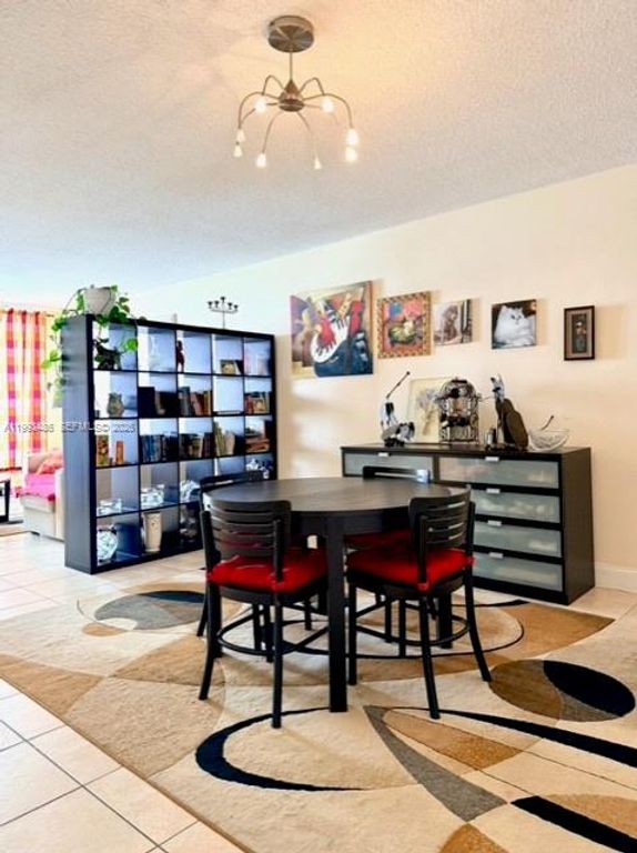 Image 5 of property listing at 3901 S Ocean Dr 7M, Hollywood, FL 33019