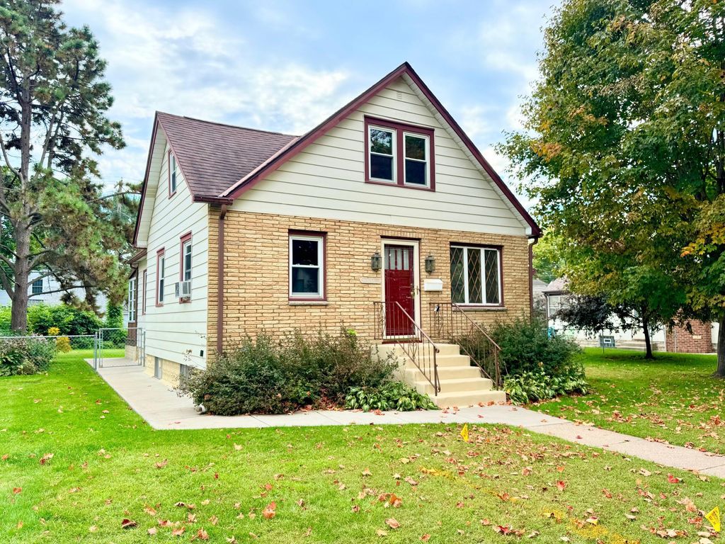 1368 Eleanor Avenue, Saint Paul, MN 55116