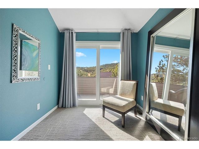 22292 Chippewa Ln, Golden, CO 80401