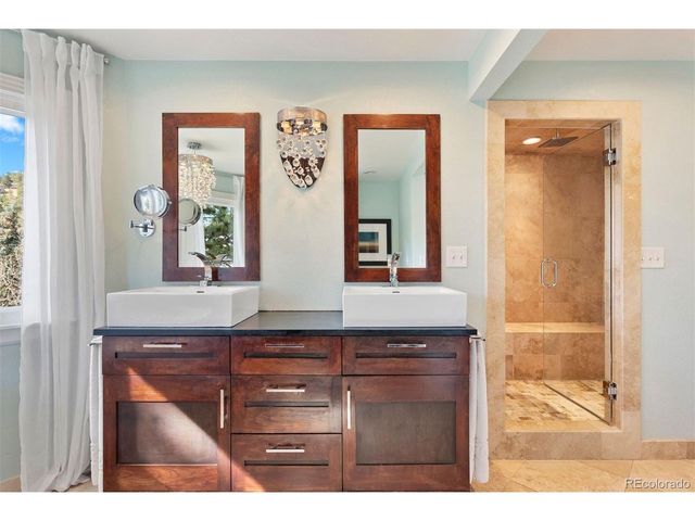 22292 Chippewa Ln, Golden, CO 80401