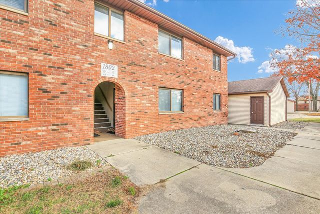 1802 Beck Drive 7, Urbana, IL 61802