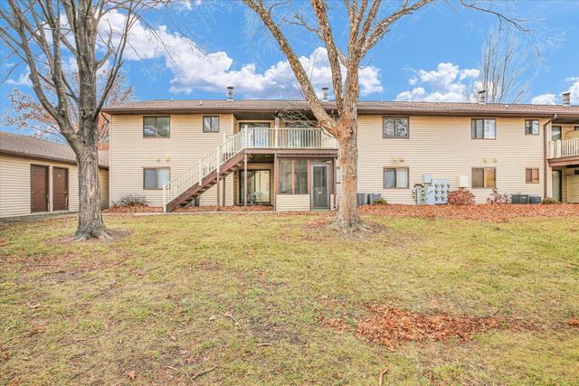 1802 Beck Drive 7, Urbana, IL 61802