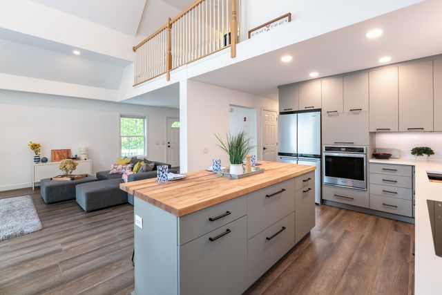 83 Fox Hill Road, Belmont, NH 03220