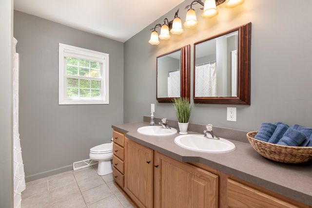 83 Fox Hill Road, Belmont, NH 03220