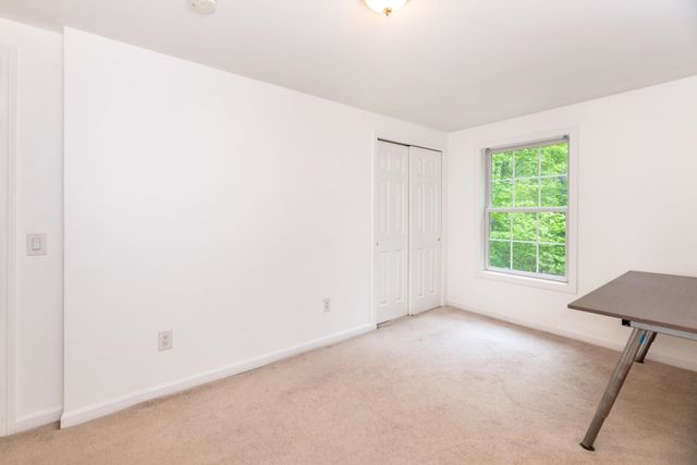 83 Fox Hill Road, Belmont, NH 03220