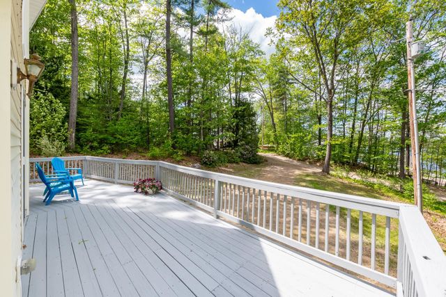 83 Fox Hill Road, Belmont, NH 03220