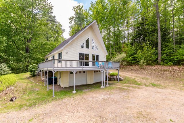 83 Fox Hill Road, Belmont, NH 03220