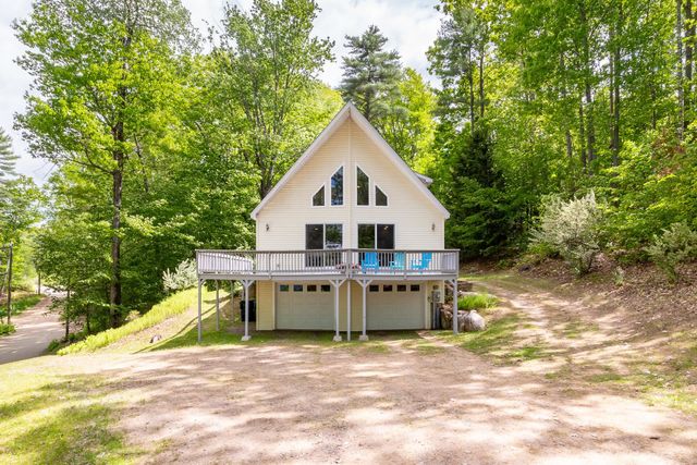 83 Fox Hill Road, Belmont, NH 03220