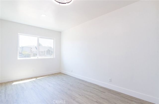 1035 W 107th, Los Angeles, CA 90044