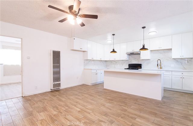 1035 W 107th, Los Angeles, CA 90044