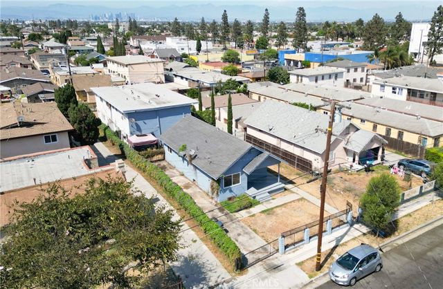 1035 W 107th, Los Angeles, CA 90044