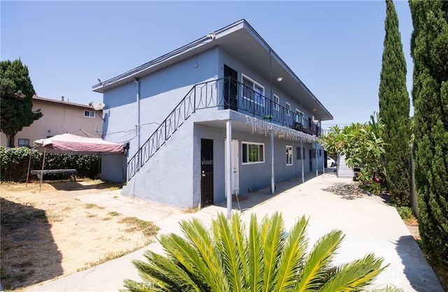 1035 W 107th, Los Angeles, CA 90044