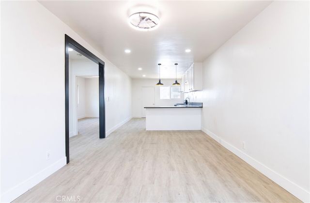1035 W 107th, Los Angeles, CA 90044