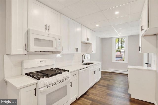 229 N LANCASTER ST, Annville, PA 17003