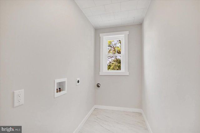 229 N LANCASTER ST, Annville, PA 17003