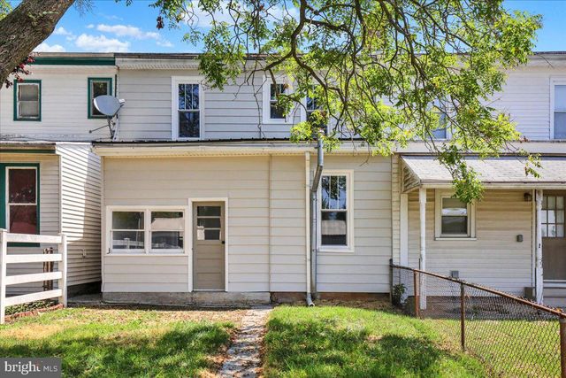 229 N LANCASTER ST, Annville, PA 17003