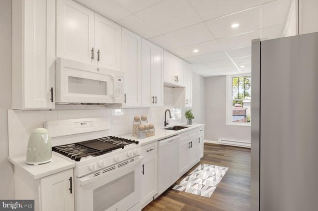 229 N LANCASTER ST, Annville, PA 17003