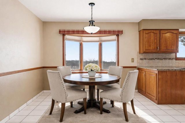 W4948 Mark PLACE, La Crosse, WI 54601