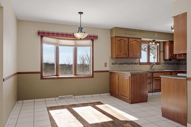 W4948 Mark PLACE, La Crosse, WI 54601