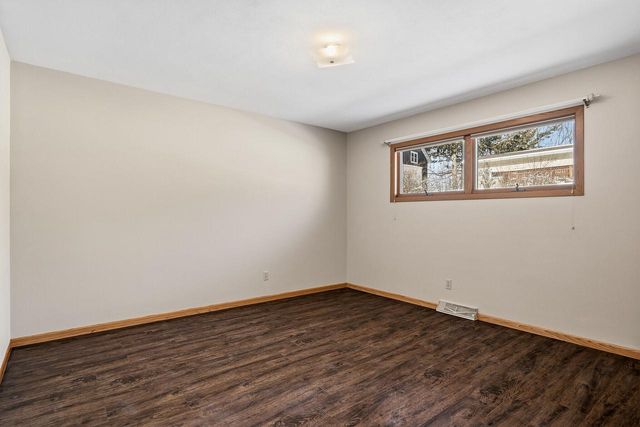 W4948 Mark PLACE, La Crosse, WI 54601