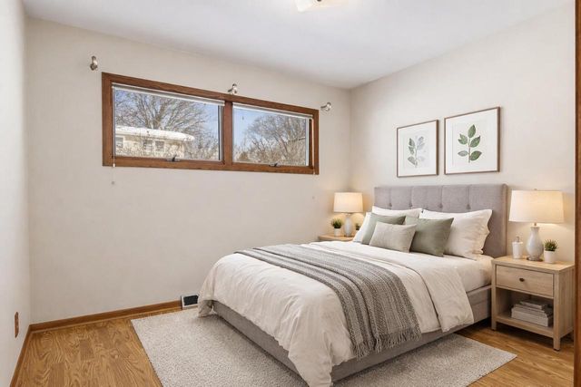 W4948 Mark PLACE, La Crosse, WI 54601