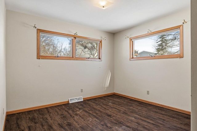 W4948 Mark PLACE, La Crosse, WI 54601